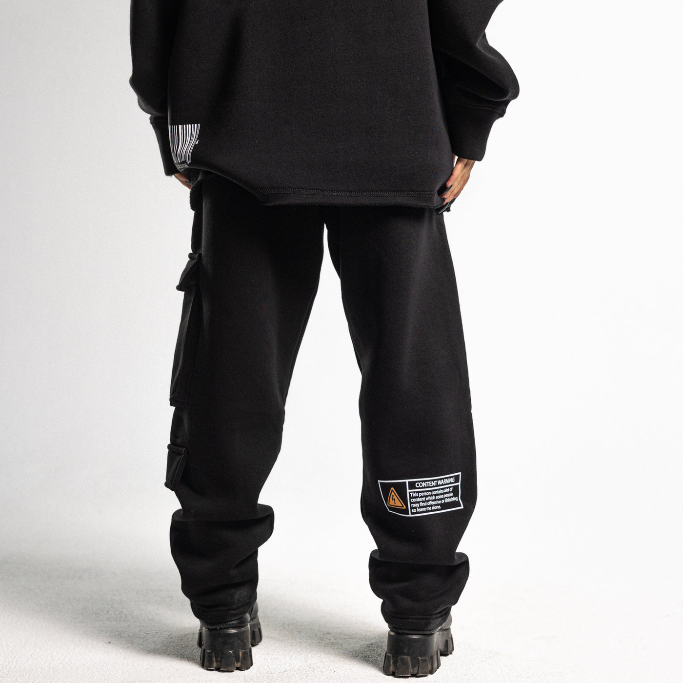 winter warning cargo sweatpants