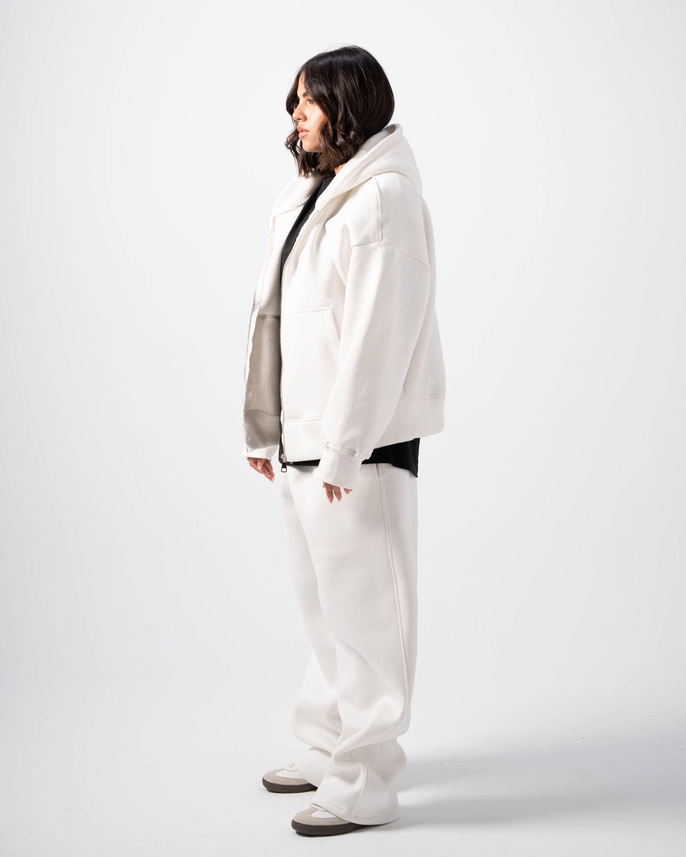 Basic White Zip-Up Hoodie